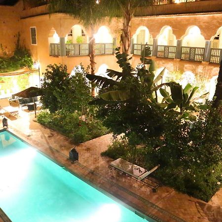 לינה וארוחת בוקר טרודאנט Palais Oumensour מראה חיצוני תמונה