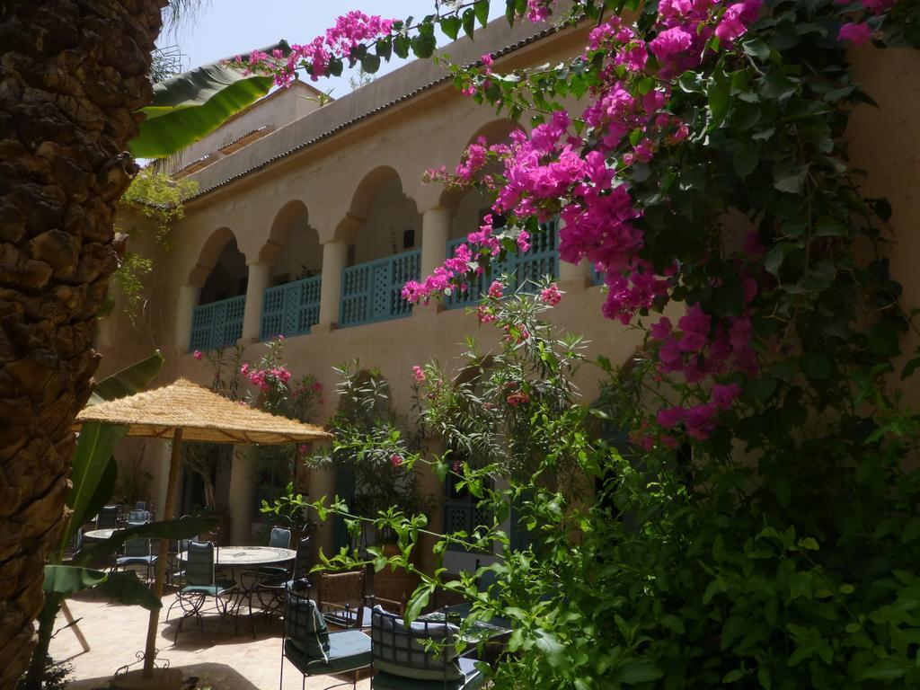לינה וארוחת בוקר טרודאנט Palais Oumensour מראה חיצוני תמונה