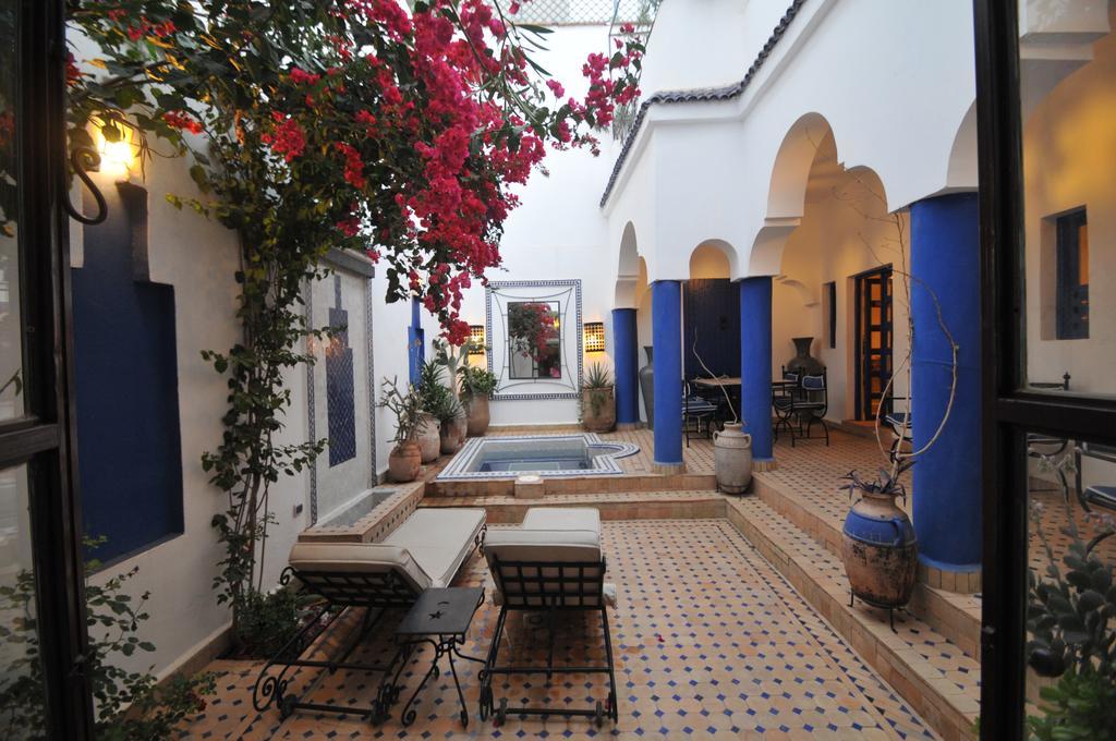 לינה וארוחת בוקר טרודאנט Palais Oumensour מראה חיצוני תמונה