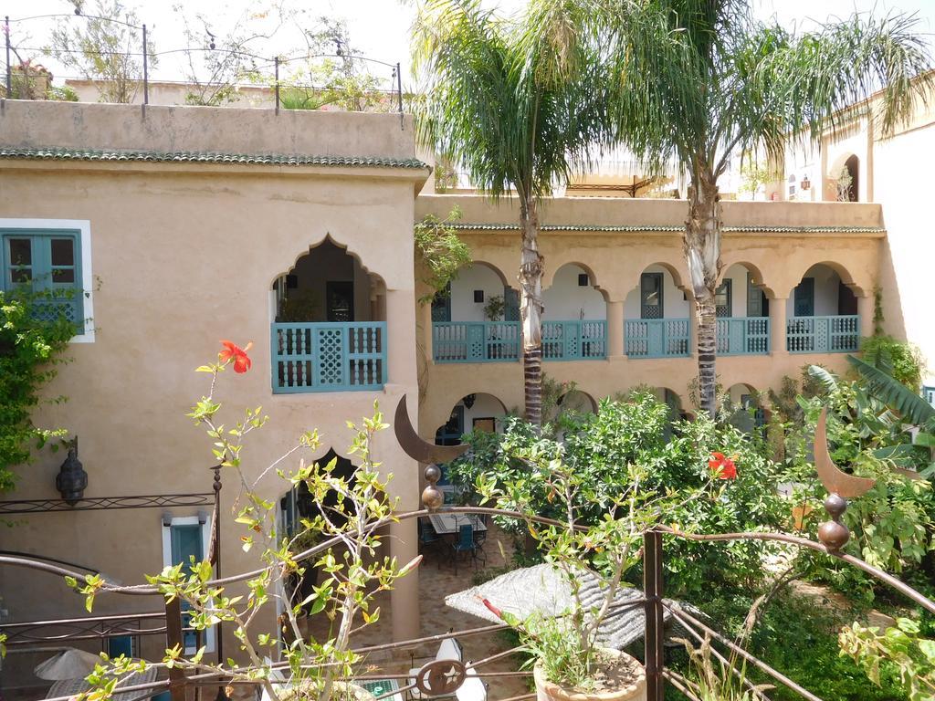 לינה וארוחת בוקר טרודאנט Palais Oumensour מראה חיצוני תמונה